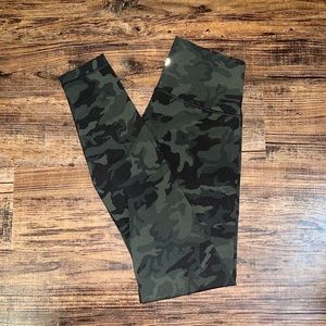 Lululemon wunder under luxtreme